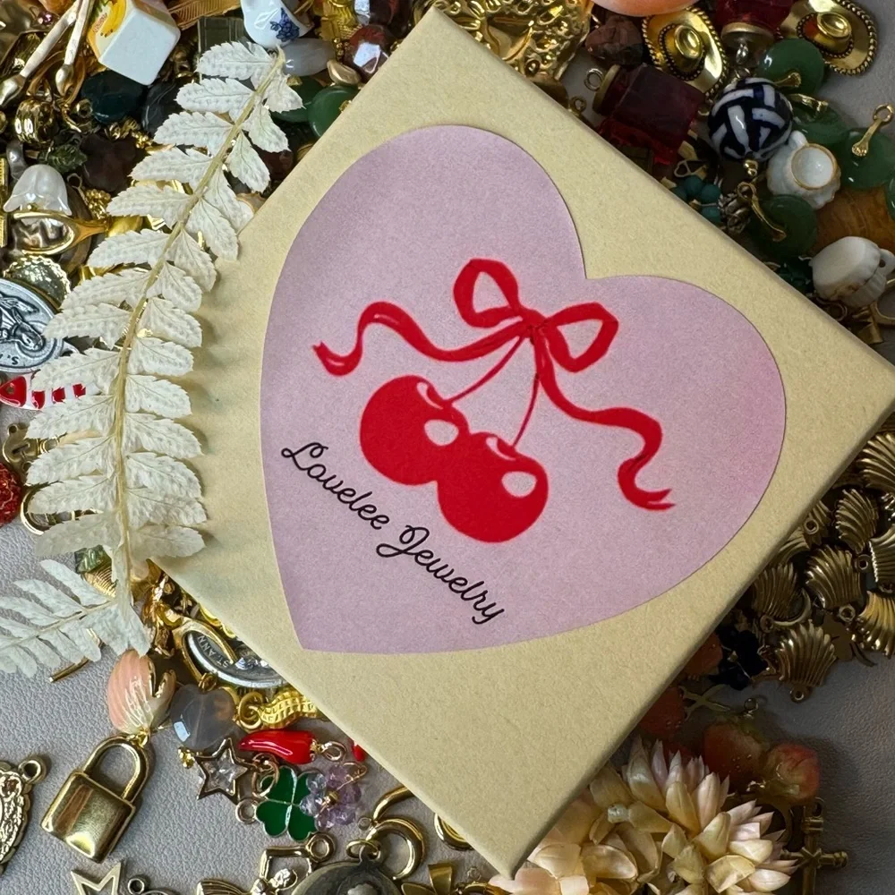 LARGE F OFF charm on 18kt gold plated 17” chain 💫 WATERPROOF - Picture 8 of 8